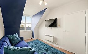 2 Bed Central Hub In Medway
